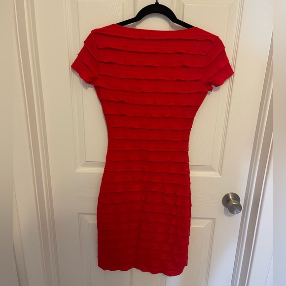 Red fitted max studio dress - xs - Picture 2 of 3